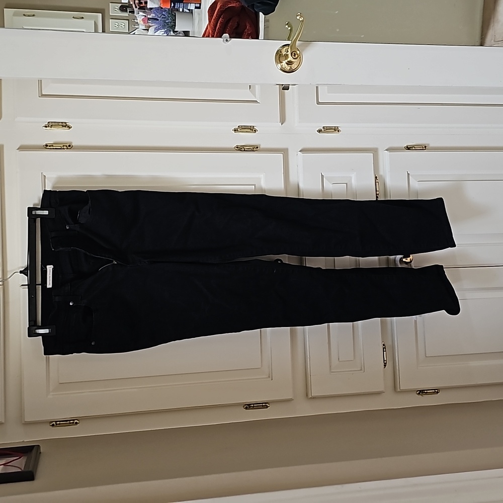 Levi's high-rise straight black jeans. Size 30